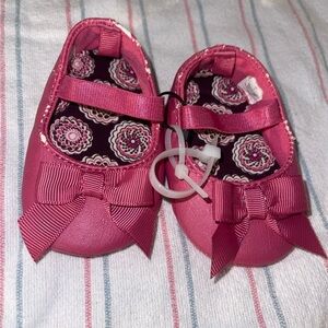 Pink Baby Shoes with Bow